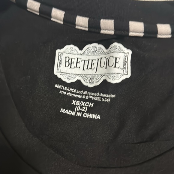 Beetlejuice lounge dress - Picture 2 of 3